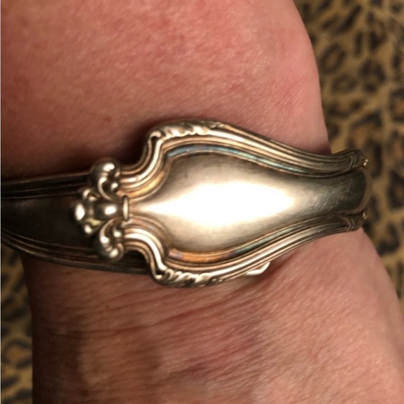 Rogers Bros Vintage Triple silver plated hinged spoon bracelet - Picture 11 of 14